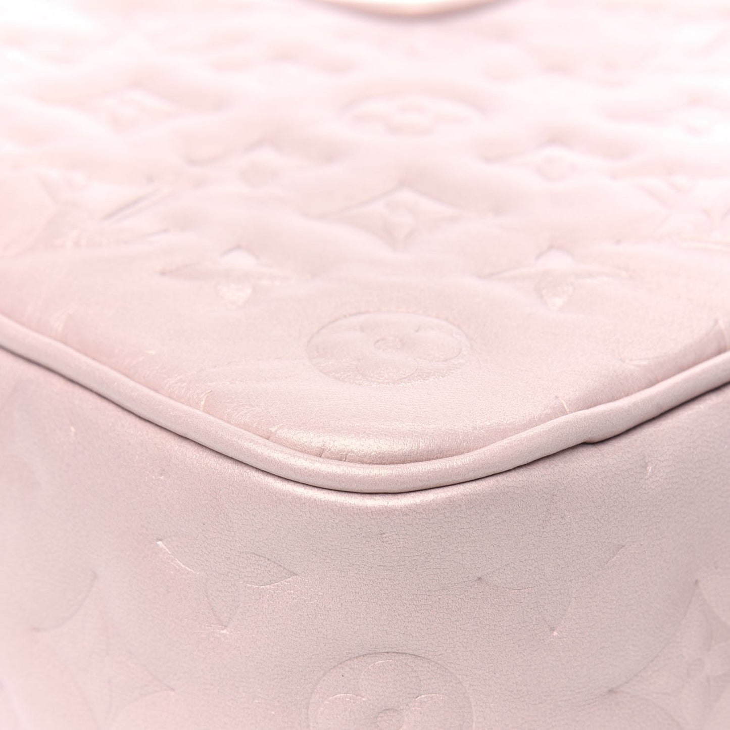 Lambskin Embossed Monogram Fall In Love Sac Coeur Light Pink
