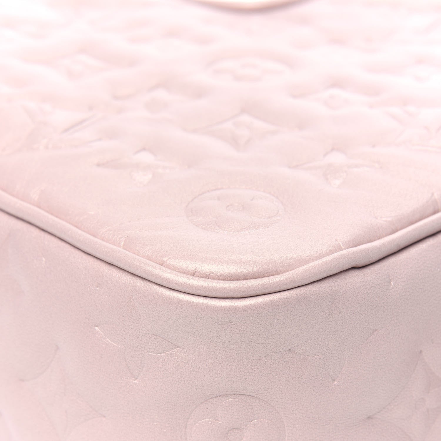 Louis Vuitton Lambskin Embossed Monogram Fall In Love Sac Coeur Light Pink 7 of 9