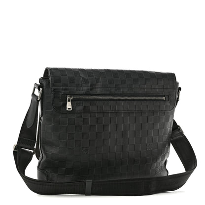 Louis Vuitton Damier Infini District MM Onyx 3 of 9