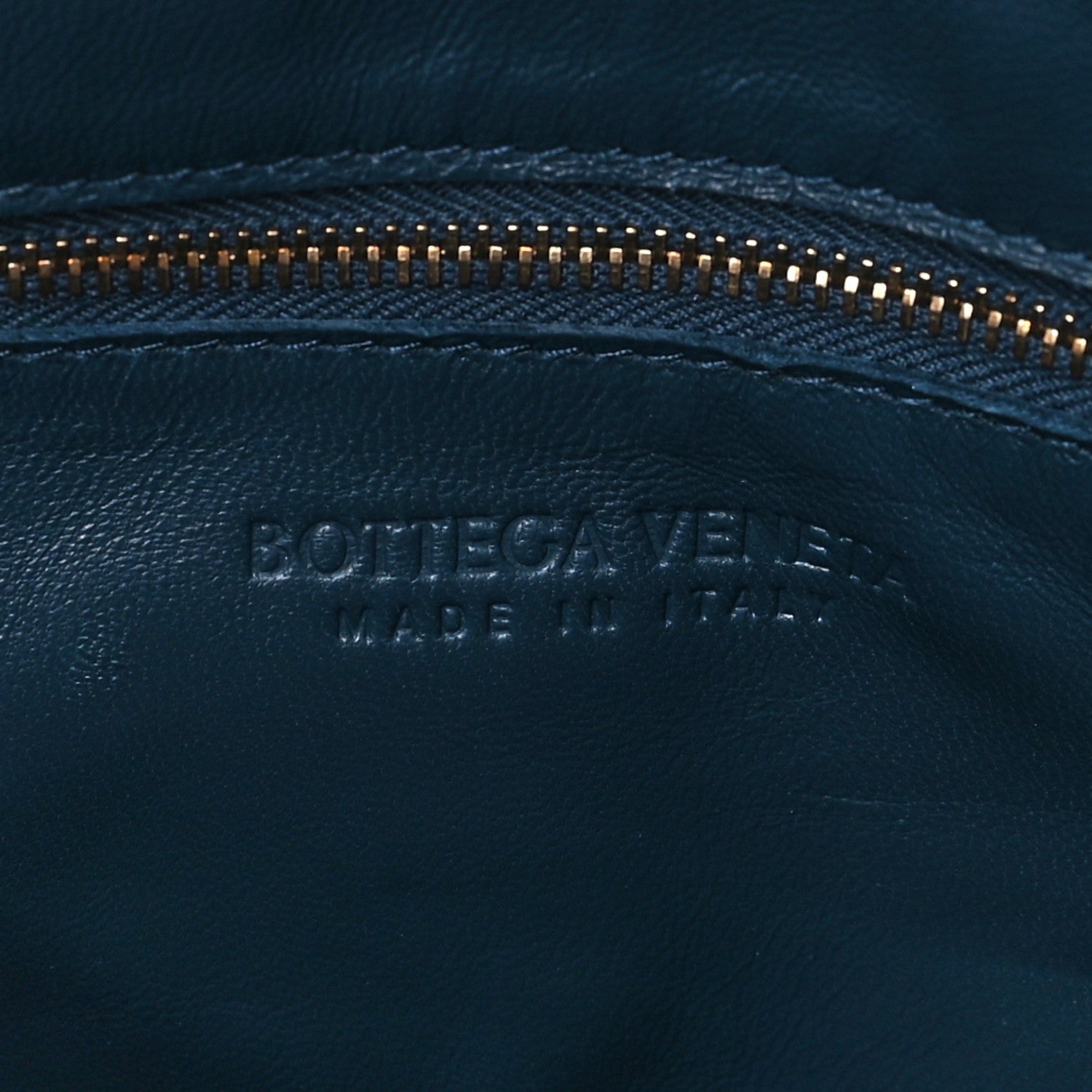 Bottega Veneta Grained Calfskin Maxi Intrecciato Cassette Crossbody Bag Deep Blue 6 of 11