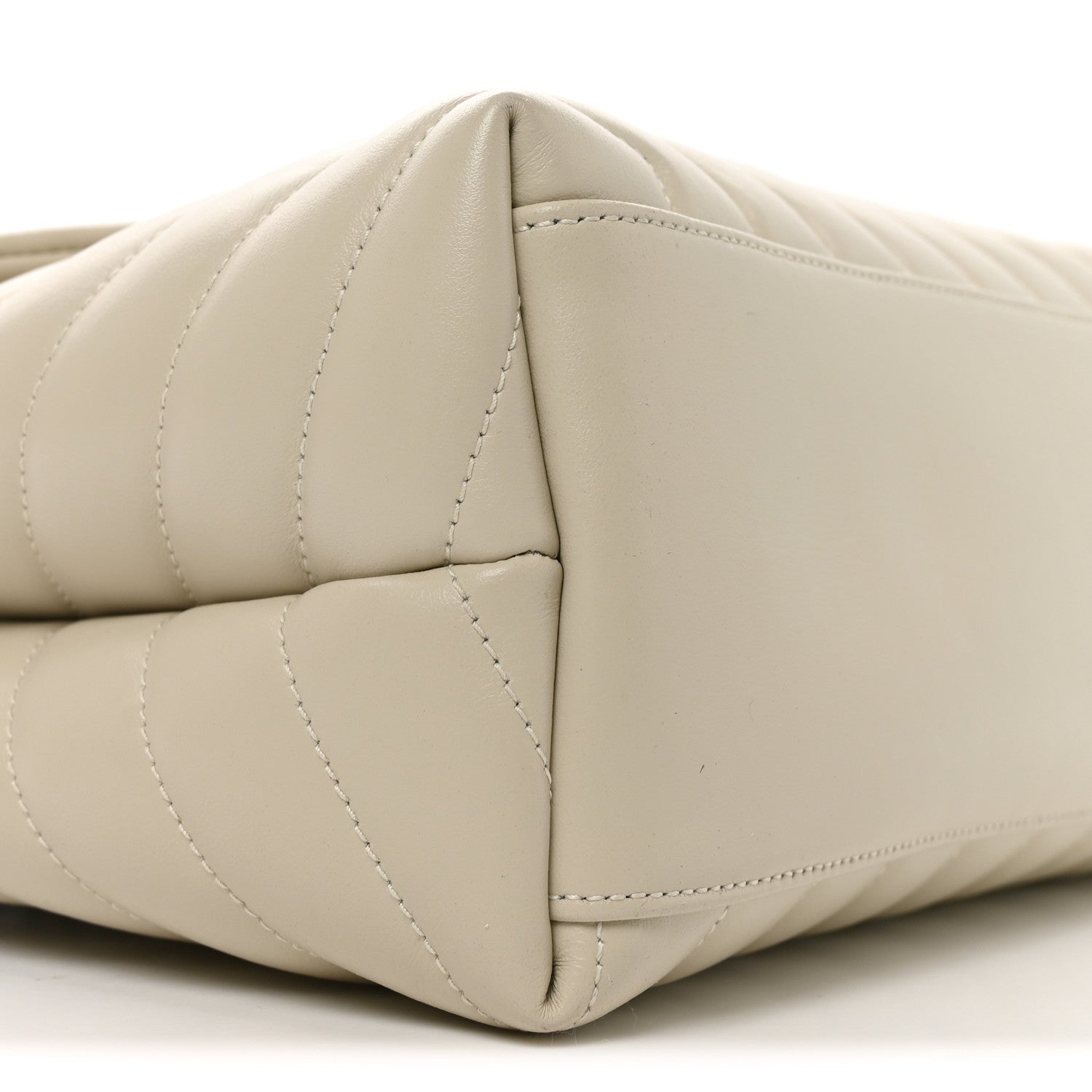 Saint Laurent Calfskin Y Quilted Monogram Medium Loulou Chain Satchel Crema Soft 9 of 10