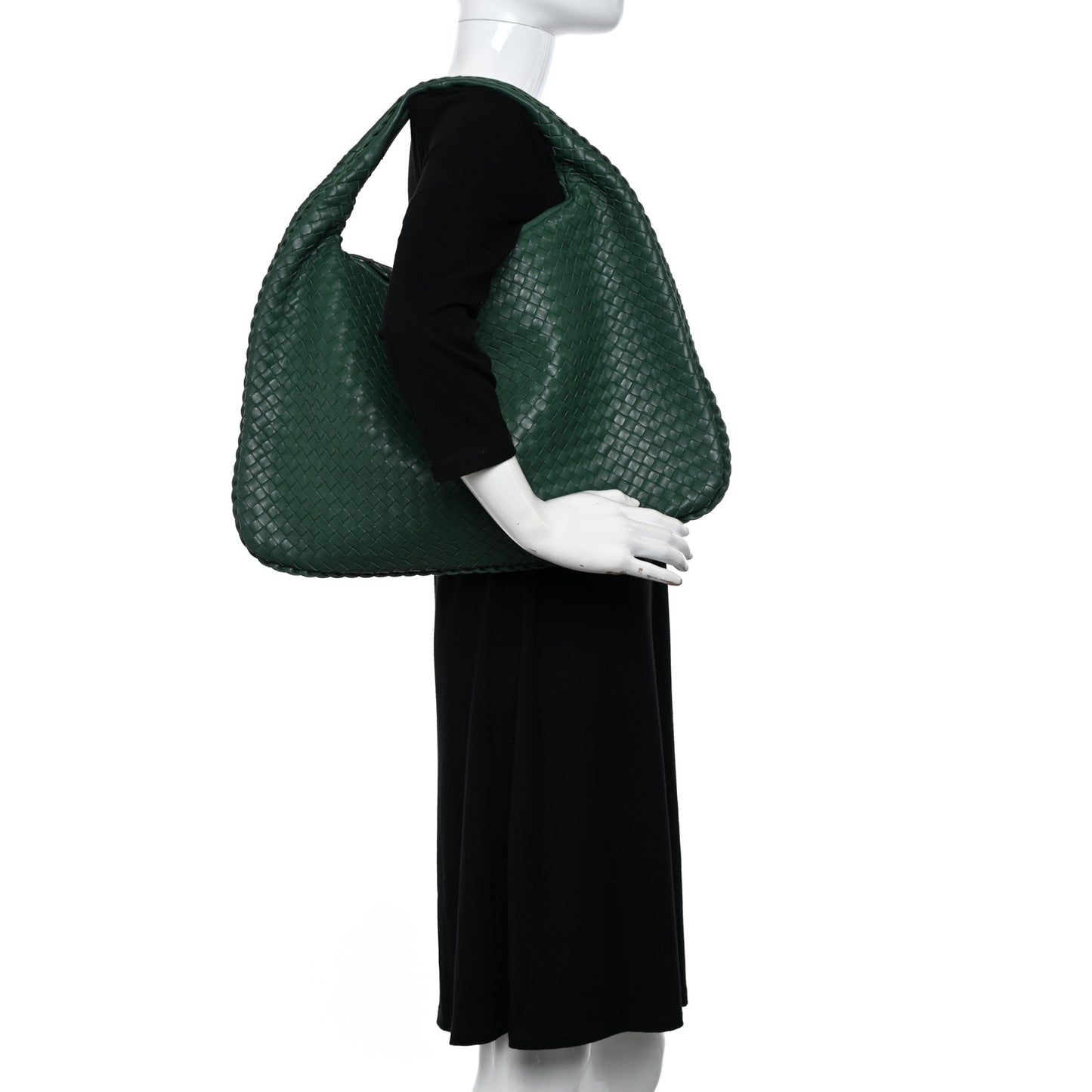 Nappa Intrecciato Medium Veneta Hobo Irish Green