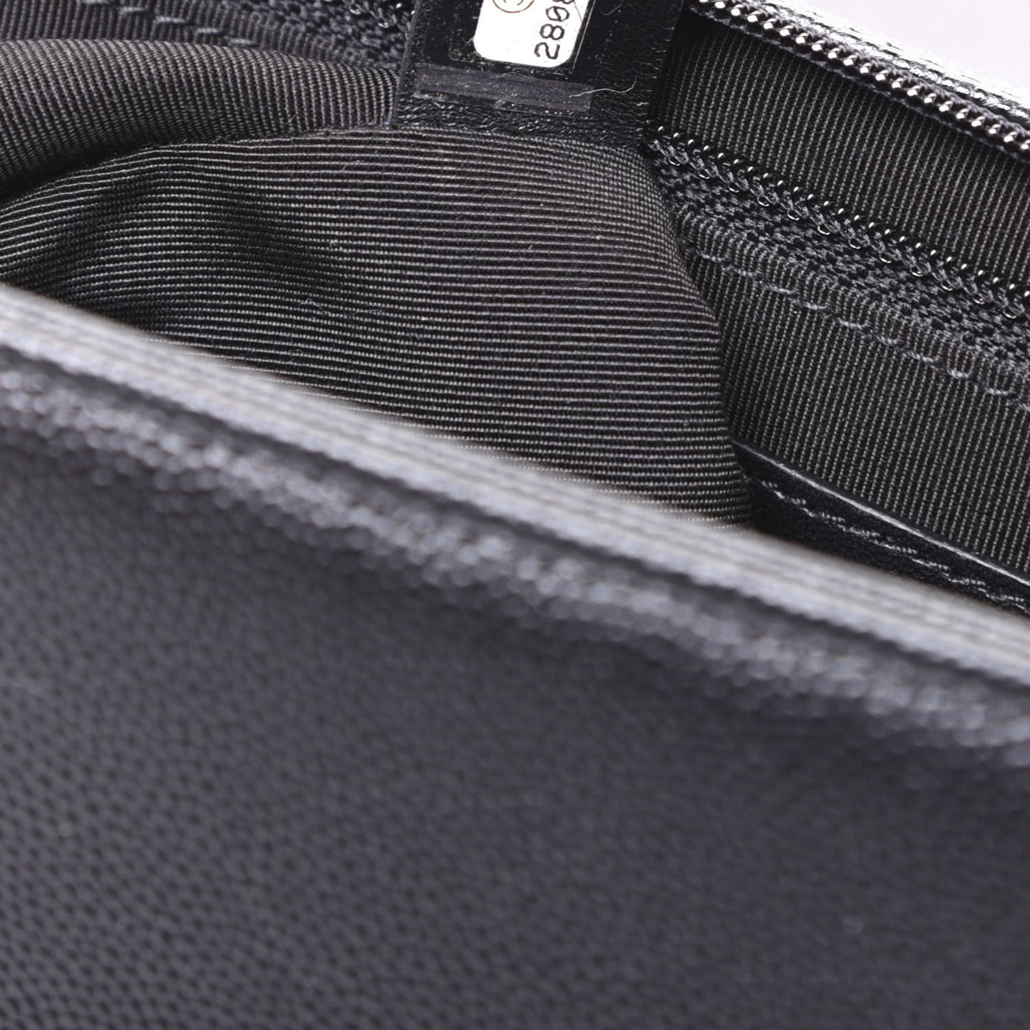 Caviar Quilted Large Boy Flap Black