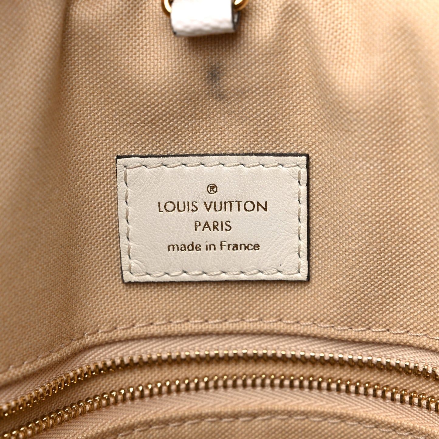 Monogram Giant Onthego GM Kaki Beige