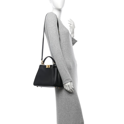 Fendi Vitello Tahiti Burro Medium Peekaboo Iconic Essentially Satchel Black Corda 2 of 14