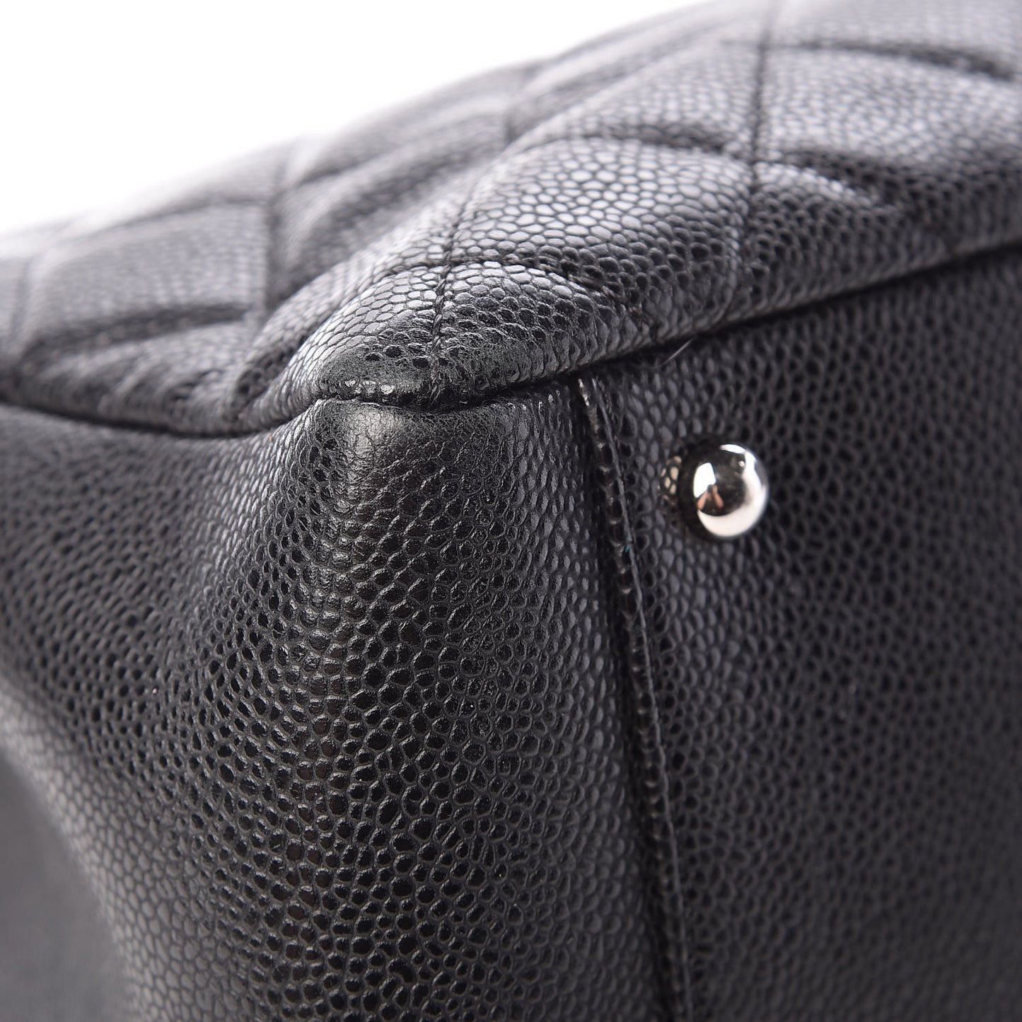 Caviar Quilted XL Grand Shopping Tote GST Black