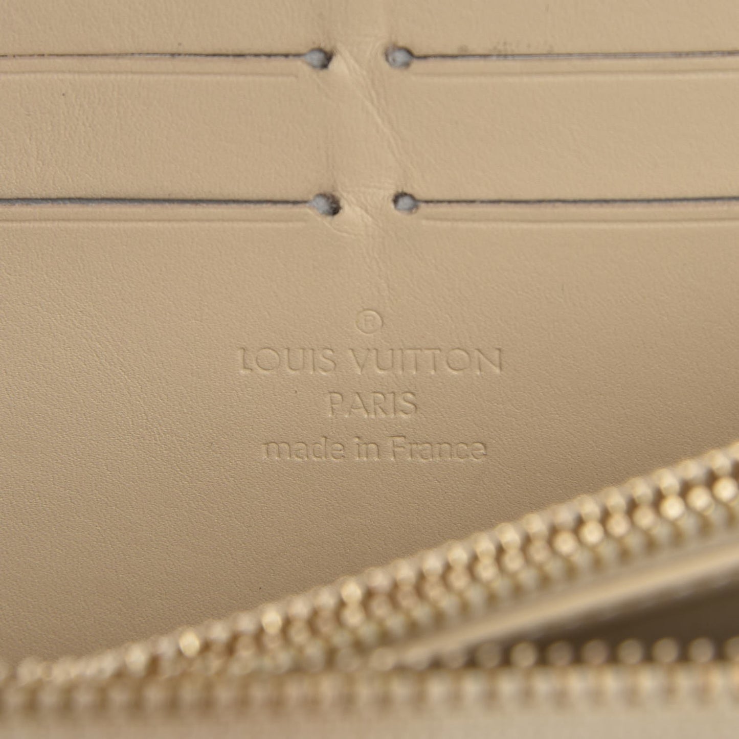 Vernis Zippy Wallet Blanc Corail