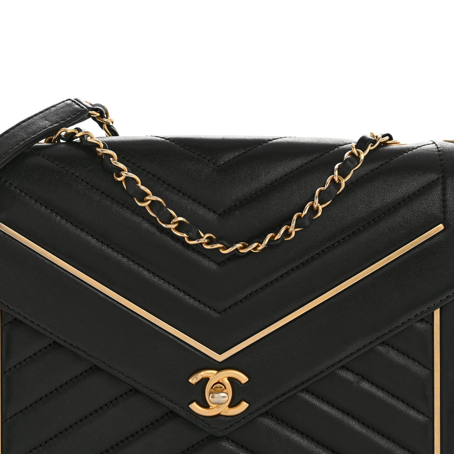 Lambskin Reversed Chevron Quilted Flap Black