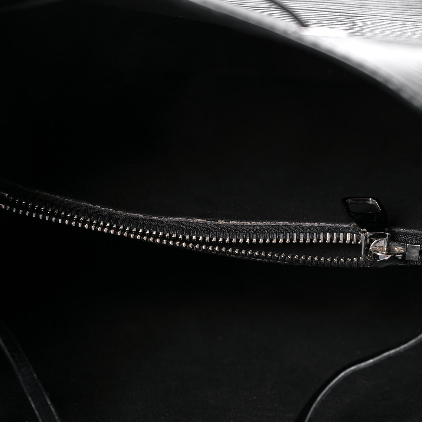 Epi Neonoe Black
