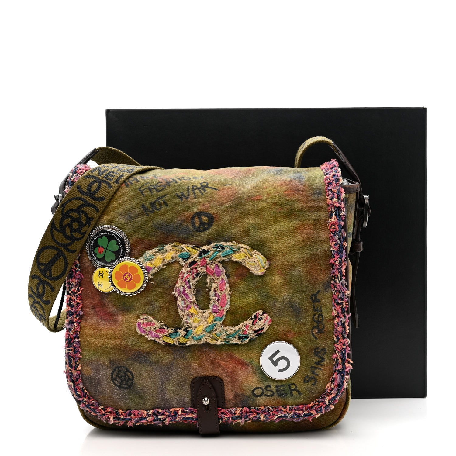Chanel Washed Toile Graffiti On The Pavements Messenger Khaki Multicolor 28 of 30