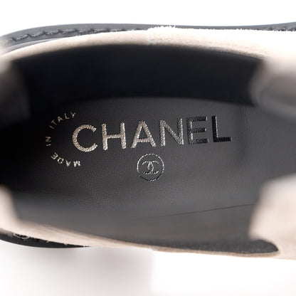 Chanel Suede Calfskin Grosgrain Cap Toe CC Ankle Boots 39.5 Light Grey Black 7 of 9