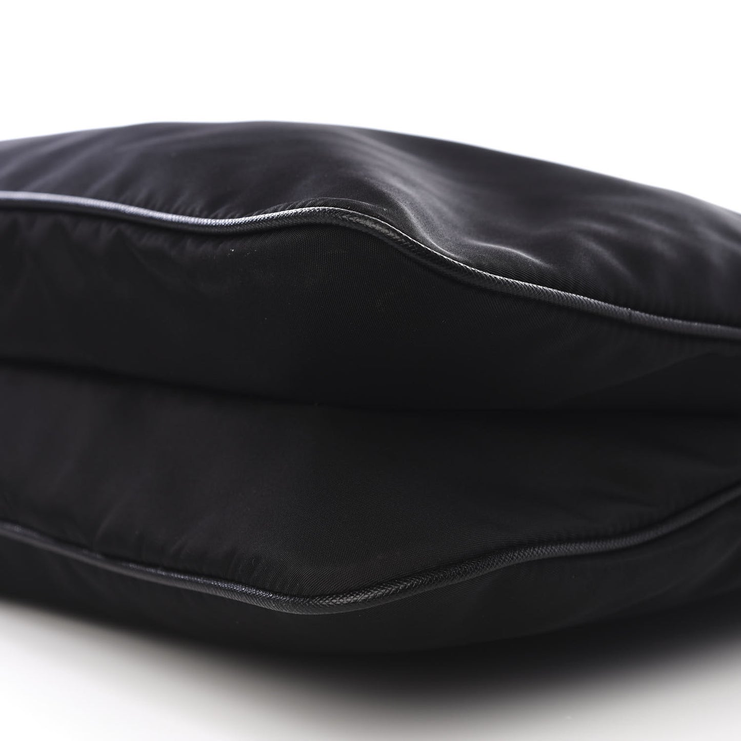 Nylon Vela Flat Messenger Bag Black