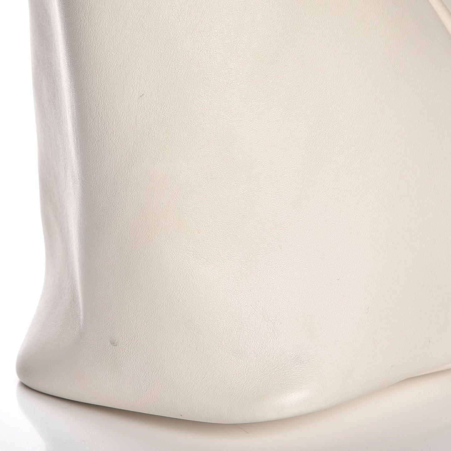 Calfskin Tubo Horizontal Tote Chalk