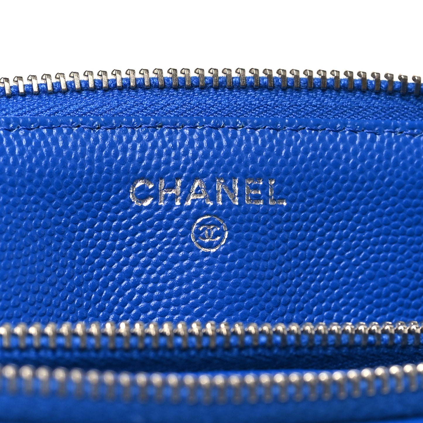 Caviar Chevron Quilted Small Zipped Pouch Blue