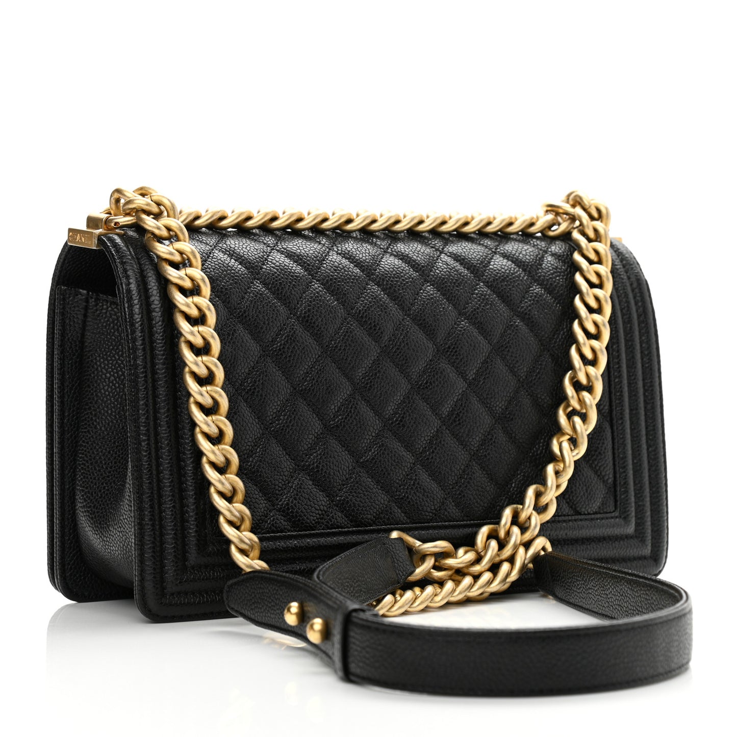 Caviar Quilted Medium Boy Flap Black