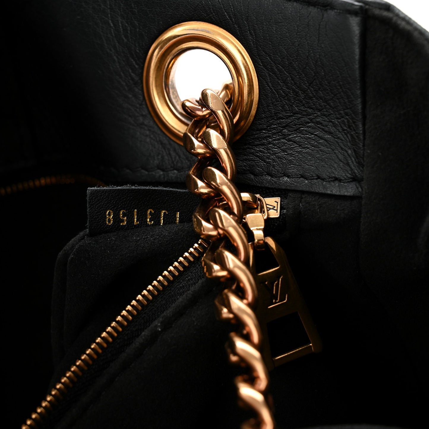 Calfskin New Wave Chain Tote Black