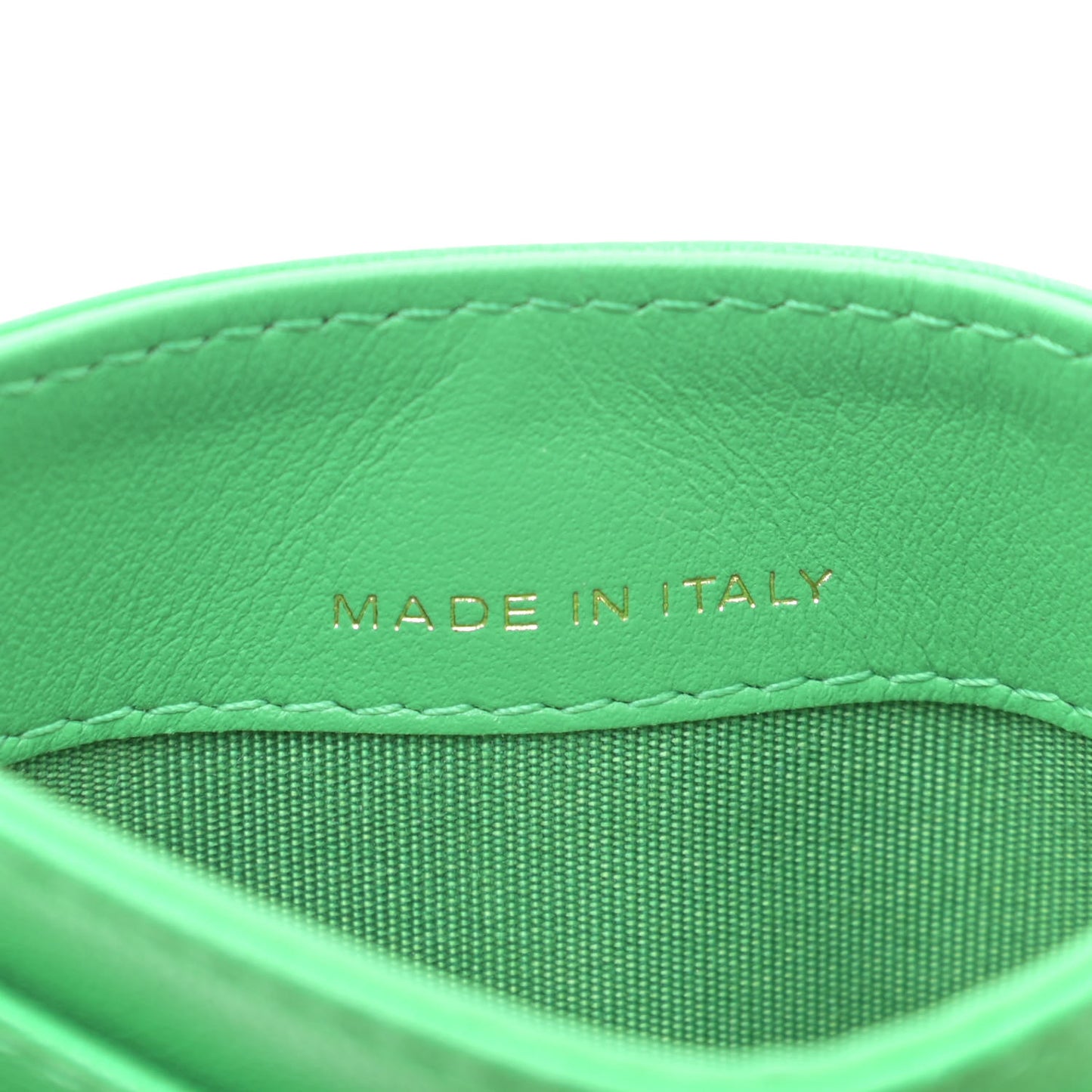 Lambskin Quilted Chanel 19 Card Holder Green