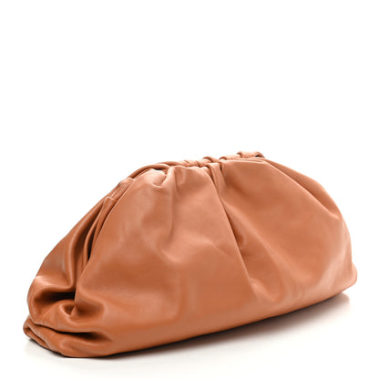 Bottega Veneta Smooth Butter Calf The Pouch Oversized Clutch Cammello 3 of 9