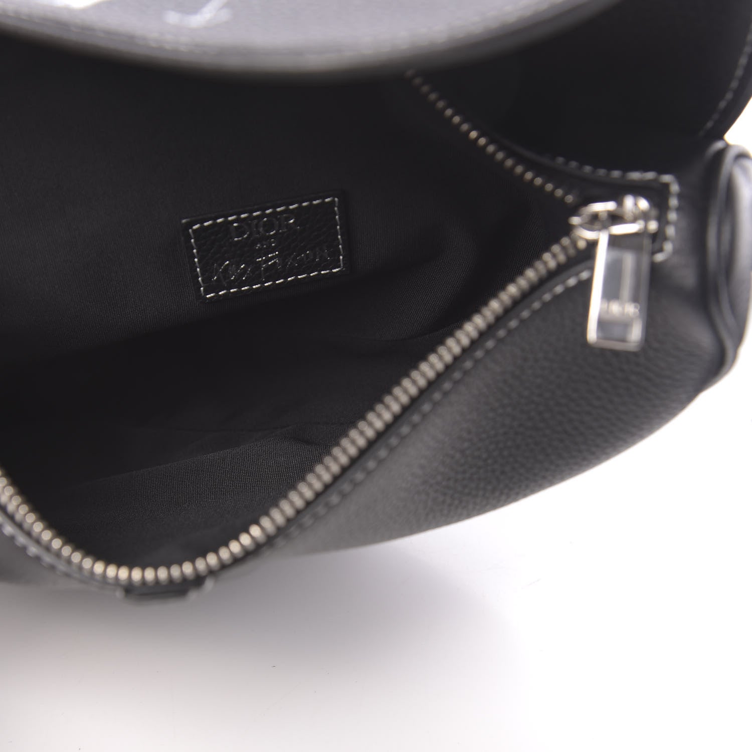 Christian Dior Grained Calfskin Logo Saddle Messenger Bag Black 4 of 9