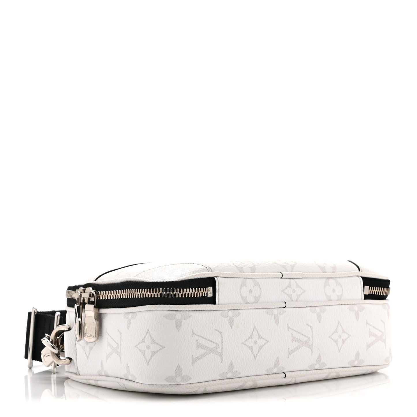 Taiga Monogram Alpha Messenger Optic White
