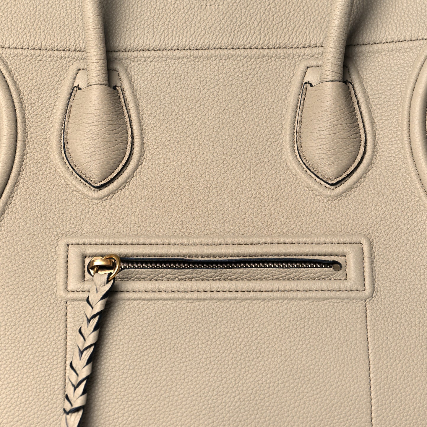 Grained Calfskin Medium Phantom Luggage Quartz