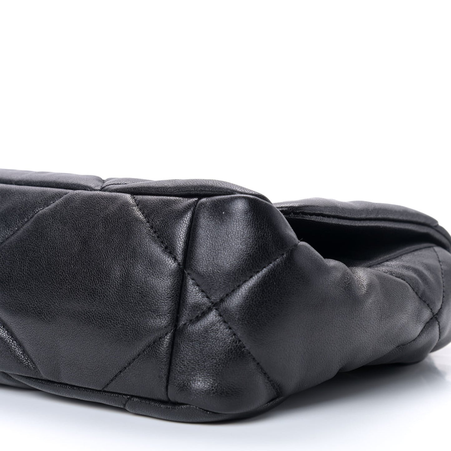 Lambskin Quilted Medium Chanel 19 Flap Black
