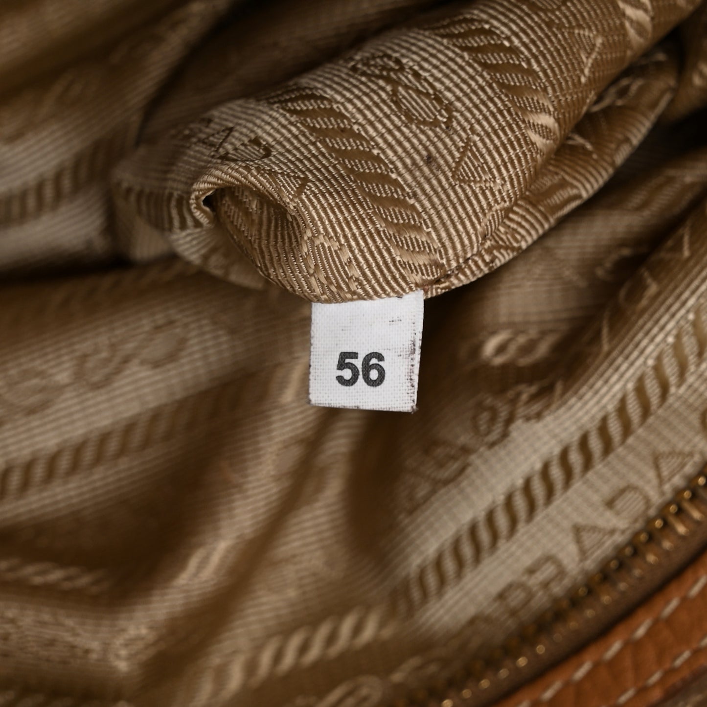 Vitello Daino Top Handle Zip Tote Caramel