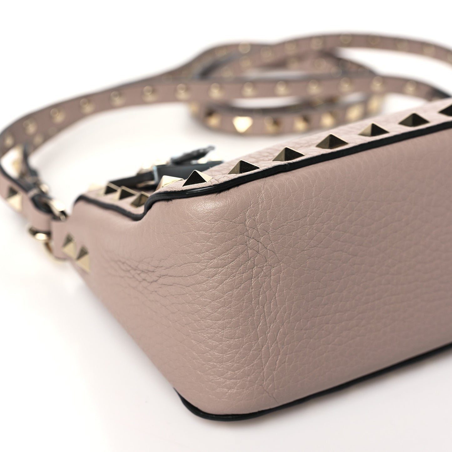 Pebbled Calfskin Small Rockstud Flip Lock Shoulder Bag Poudre