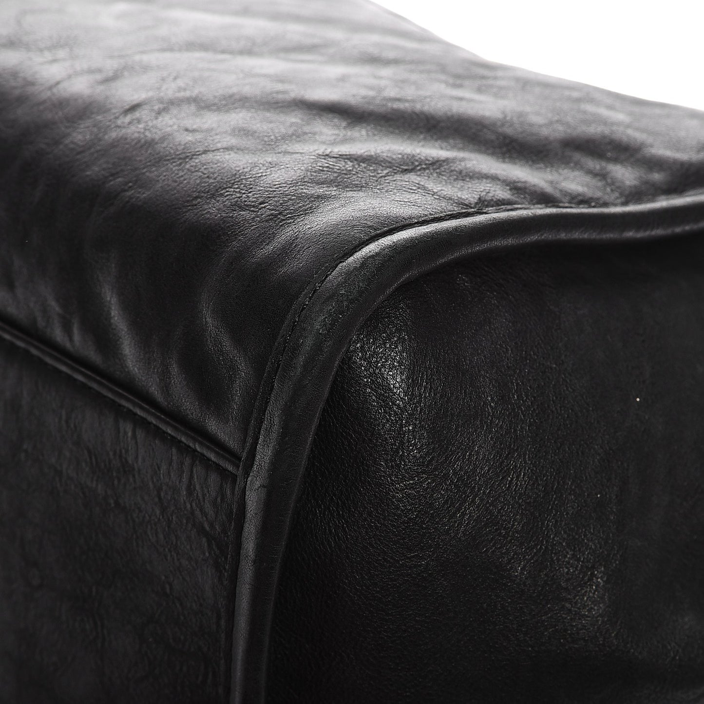 Calfskin Quilted Large Natural Beauty Flap Black