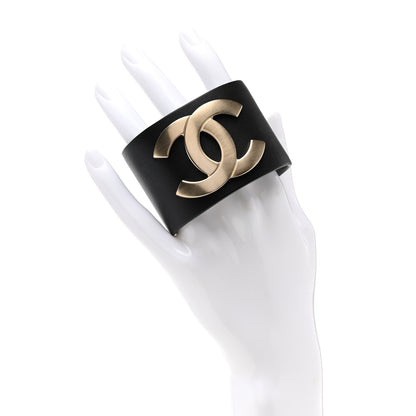 Chanel Calfskin CC Wide Cuff M Black Gold 2 of 6