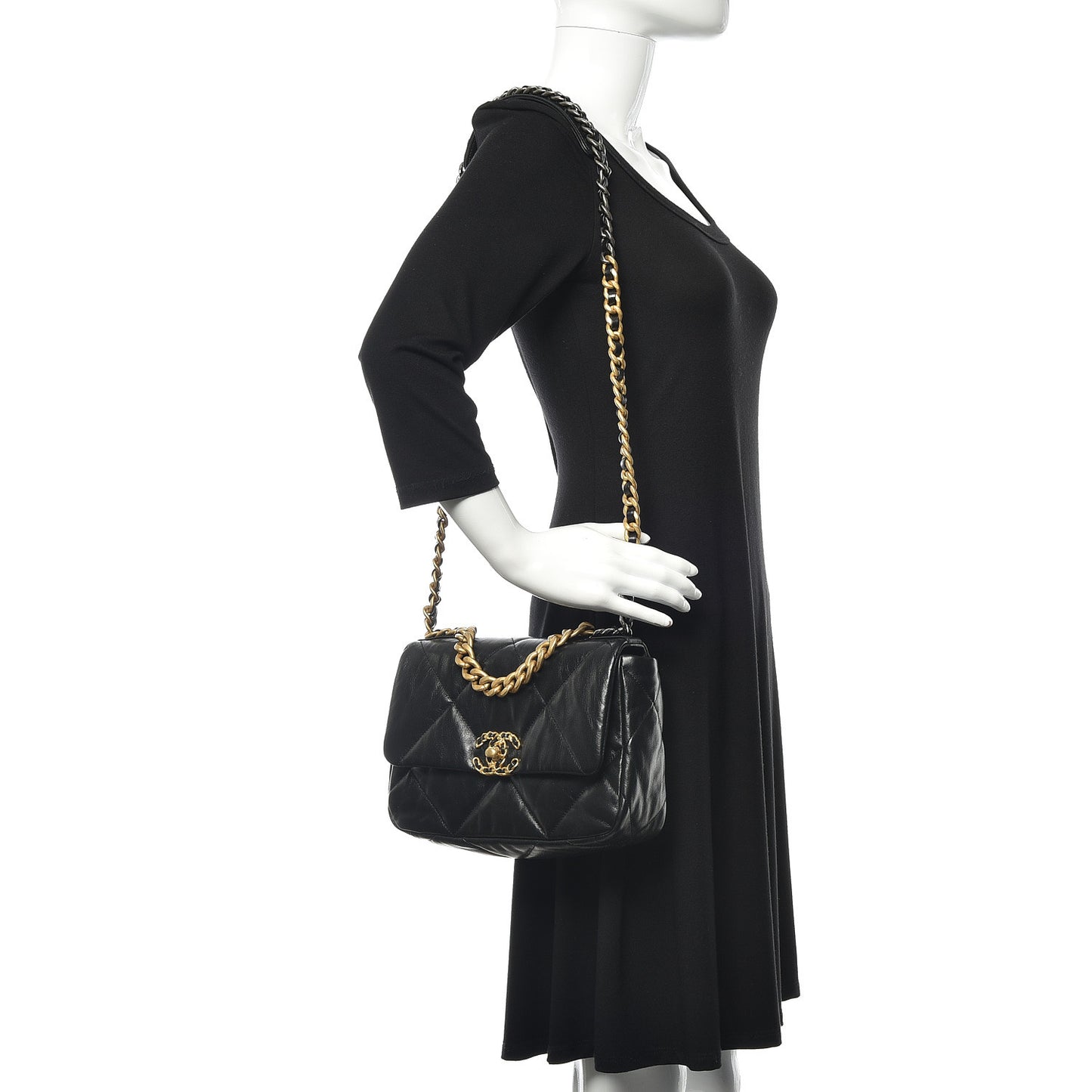 Lambskin Quilted Medium 19 Flap Black
