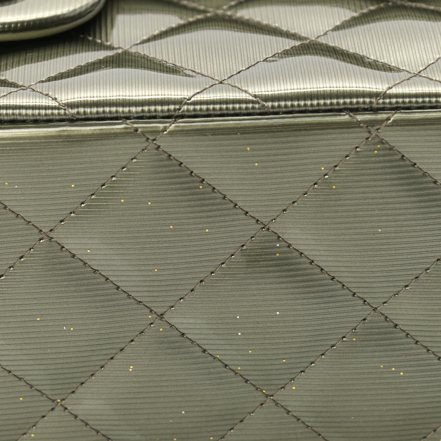 Striated Patent Quilted Jumbo Double Flap Green