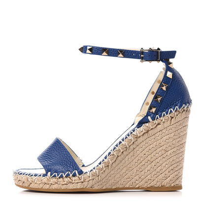 Valentino Garavani Grained Calfskin Rockstud Ankle Strap Espadrille 15/105mm Wedge Sandals 37 Blu Delft Natural 1 of 8