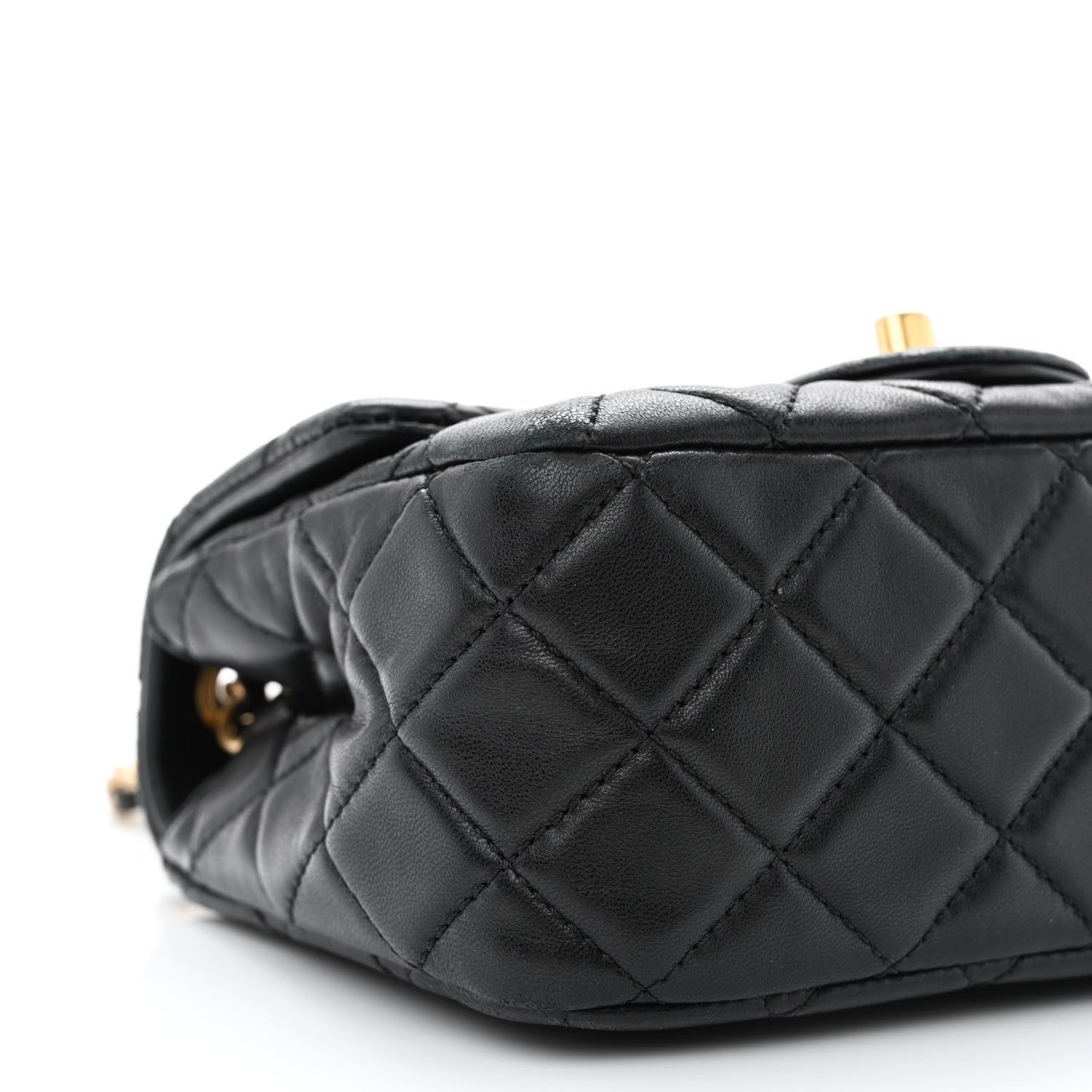 Lambskin Quilted Mini Pearl Crush Flap Black