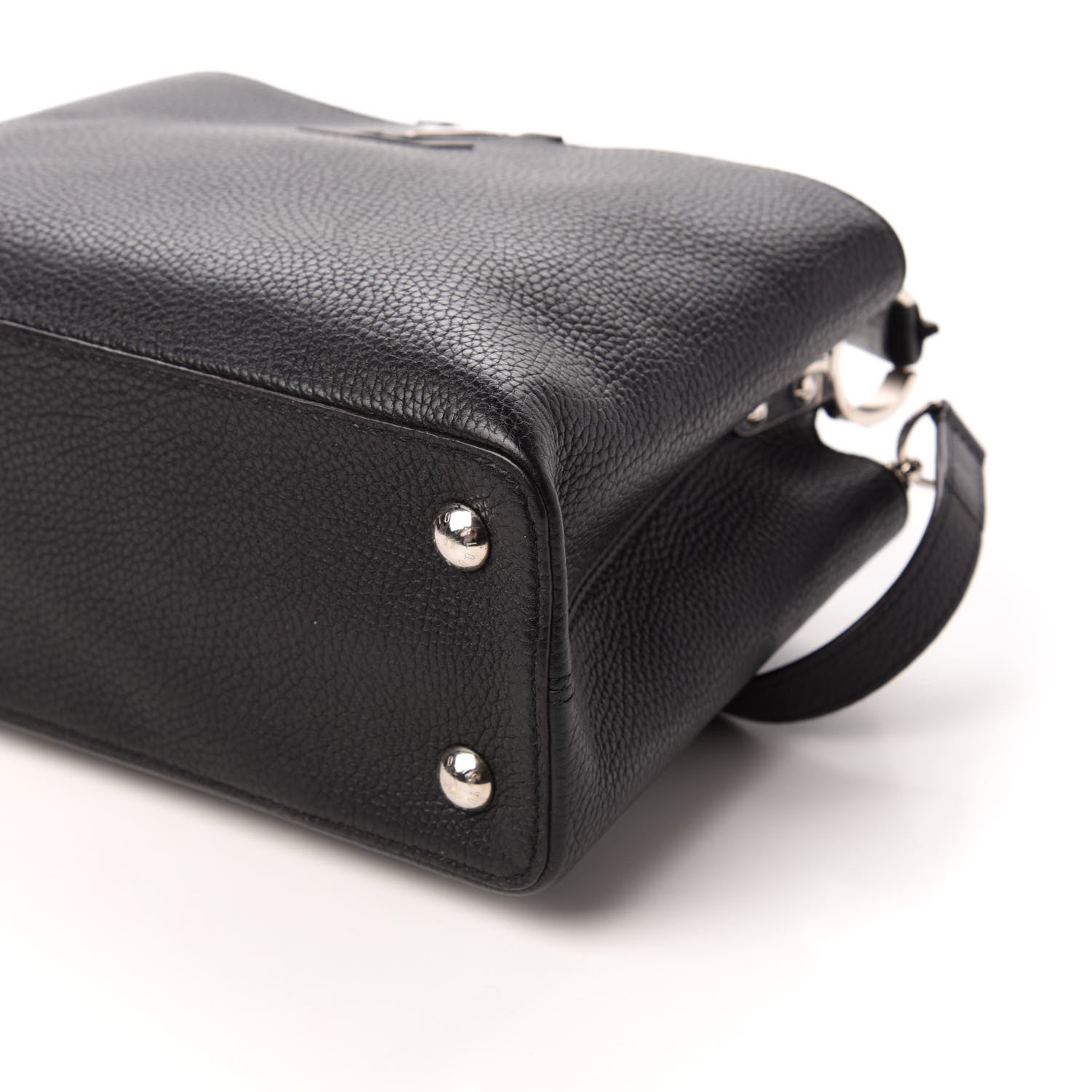 Louis Vuitton Taurillon Capucines PM Black 8 of 8