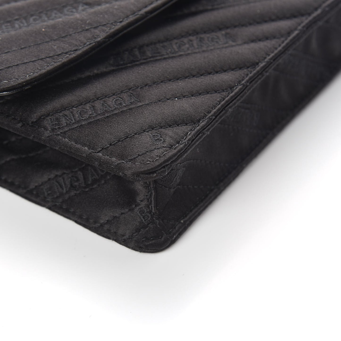 Satin Jacquard Logo Matelasse BB Wallet On Chain Black