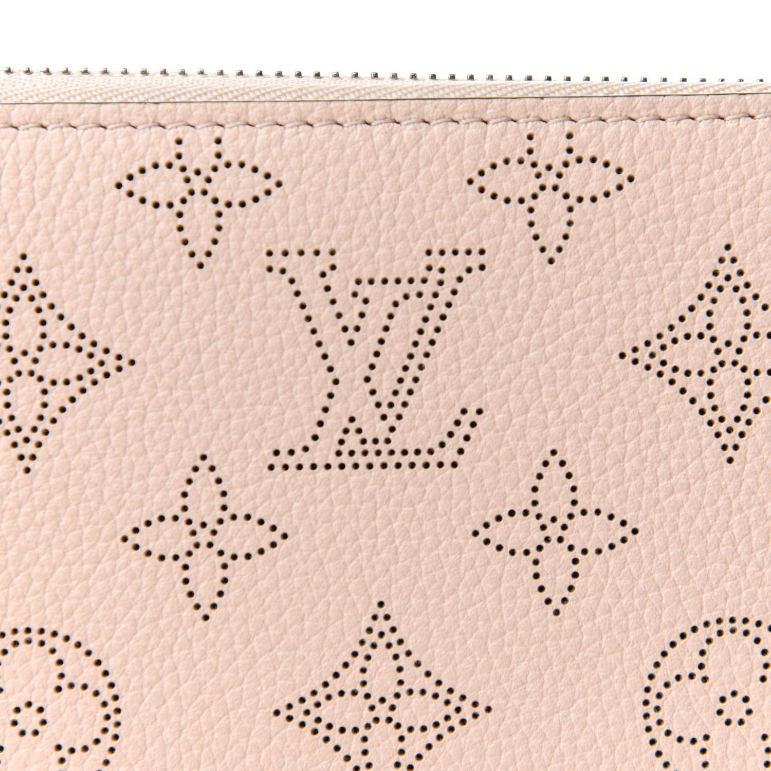 Louis Vuitton Mahina Zippy Wallet Galet 7 of 8