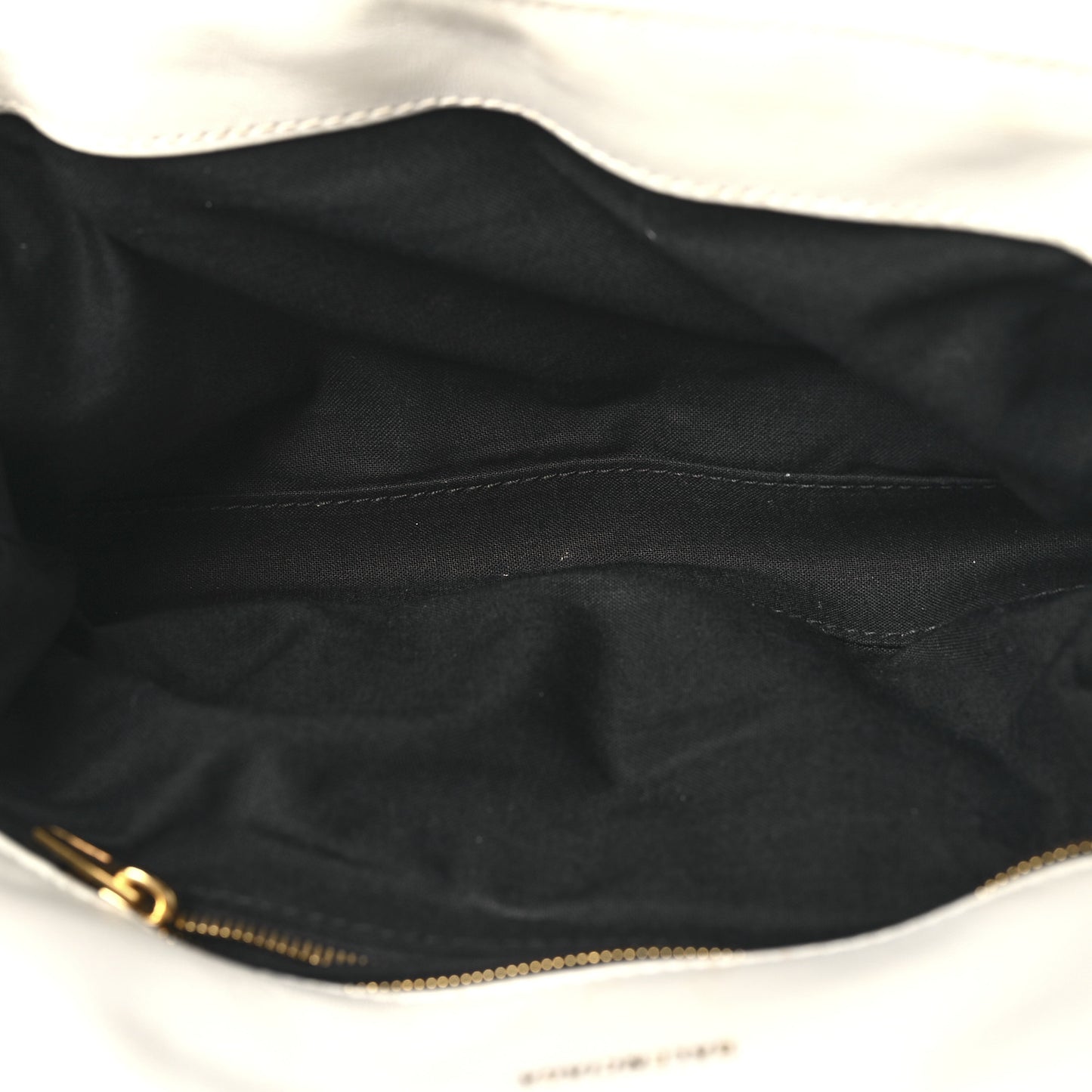 Nappa Calfskin Quilted Touch B Puffy Clutch White