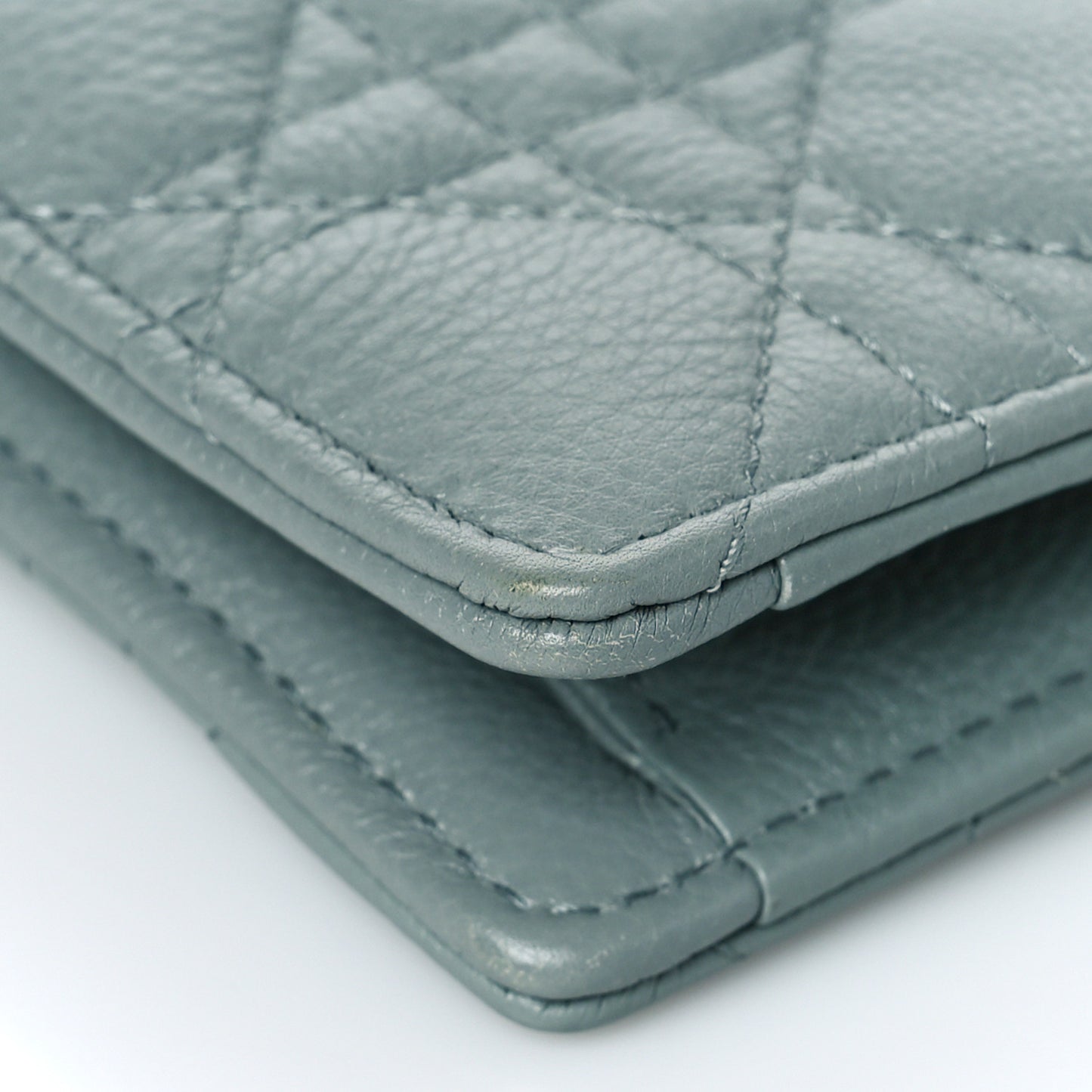 Calfskin Cannage Caro Zipped Pouch With Chain Cloud Blue