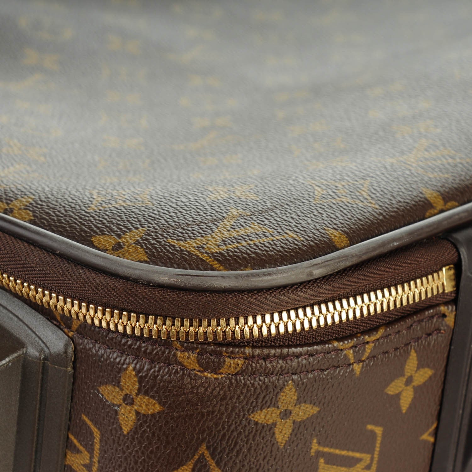 Louis Vuitton Monogram Pegase 55 17 of 17