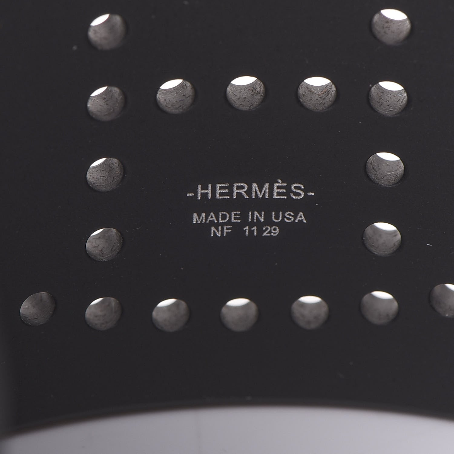 Hermes Aluminium Evelyne Sunset Cuff Bracelet T3 Black 4 of 5