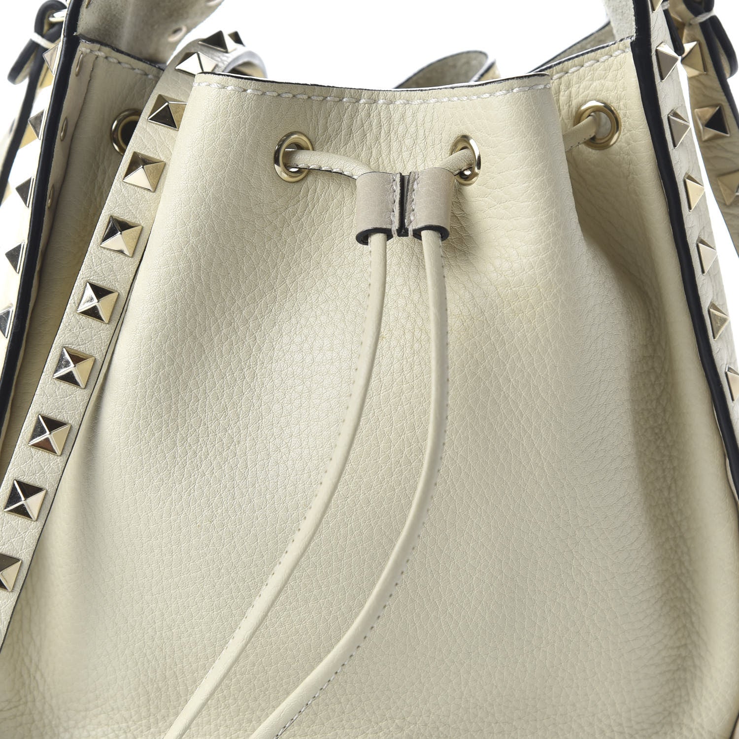 Valentino Garavani Grained Calfskin Rockstud Bucket Bag Light Ivory 9 of 9