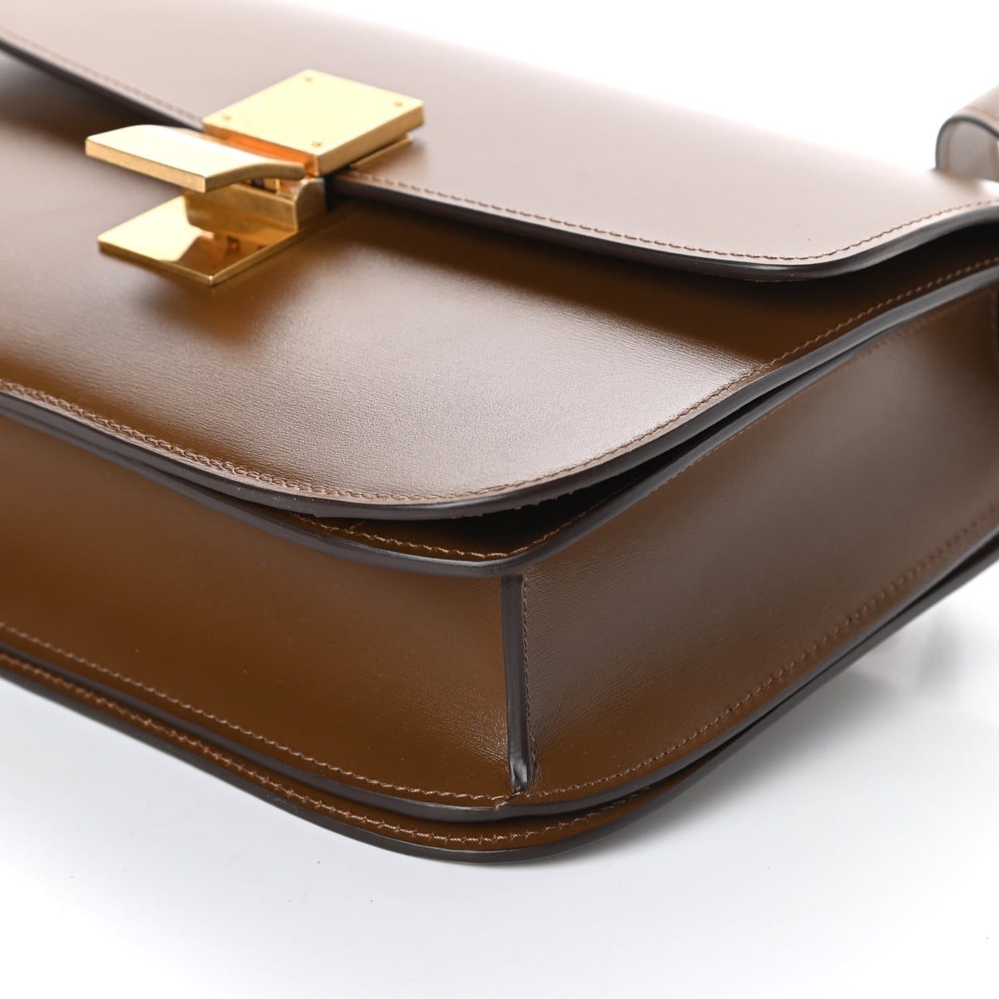 Box Calfskin Medium Classic Box Flap Bag Camel