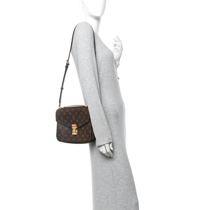Louis Vuitton Monogram Pochette Metis 2 of 14