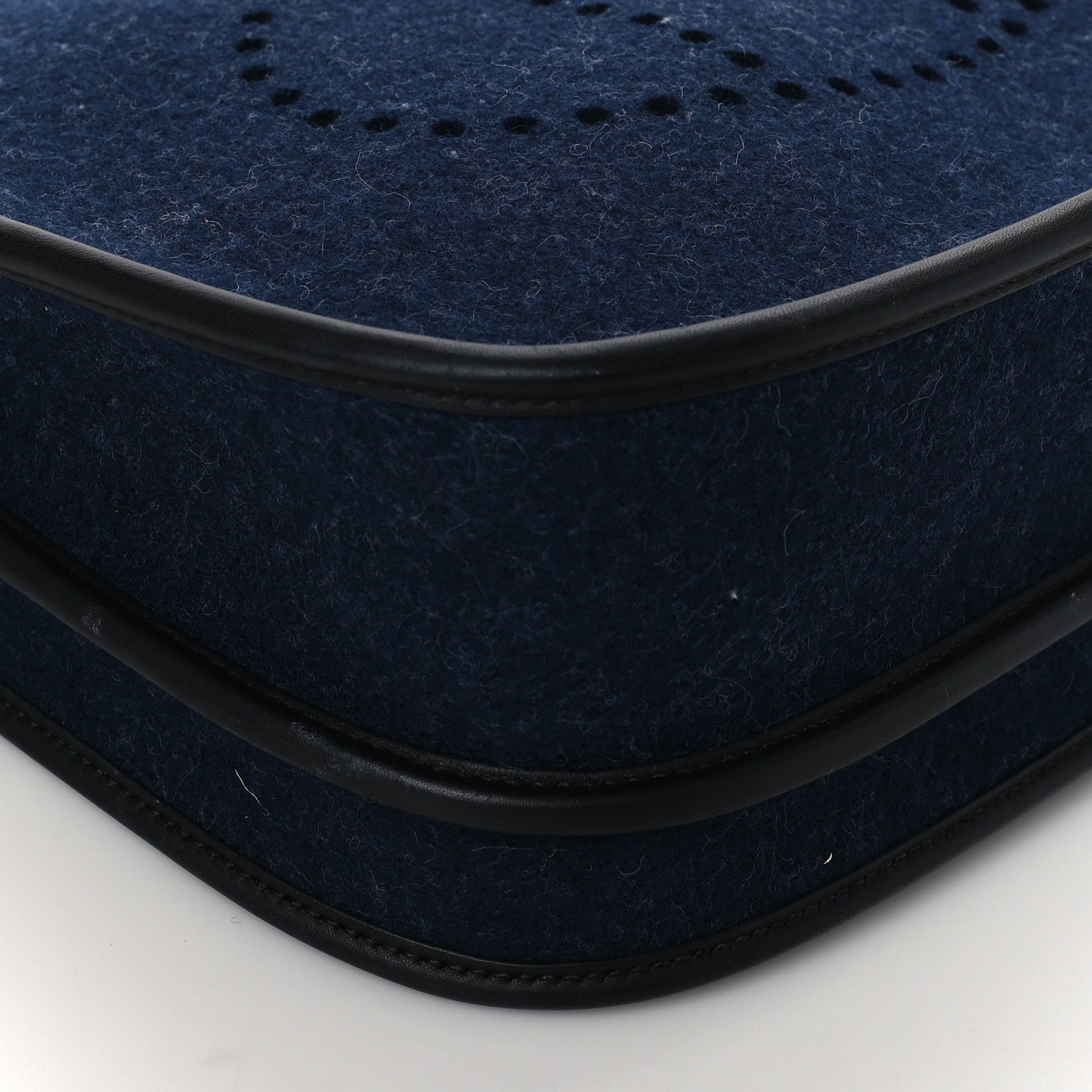 Hermes Feutre Evelyne III PM Bleu Nuit Black 8 of 9