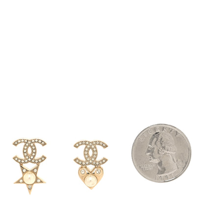 Chanel Crystal Pearl Charming Winter CC Star Heart Earrings Gold 2 of 5