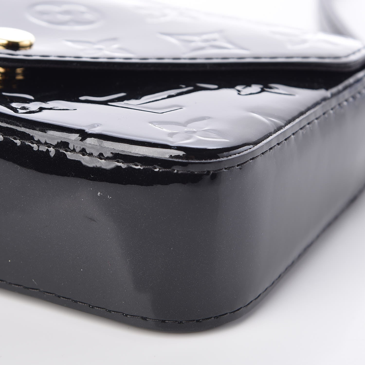 Louis Vuitton Vernis Mini Sac Lucie Black 8 of 8