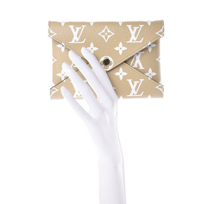 Louis Vuitton Monogram Giant Medium Kirigami Pochette Insert Beige 2 of 7