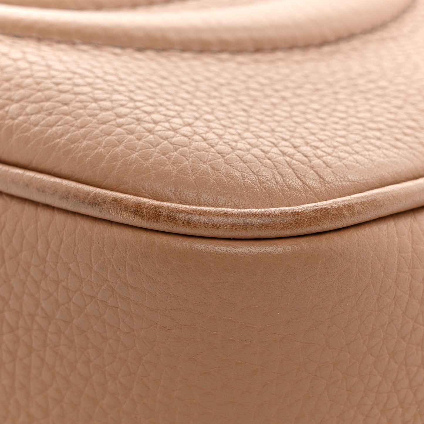 Pebbled Calfskin Small Soho Disco Bag Camelia