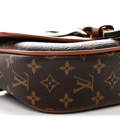 Louis Vuitton Monogram Solo 8 of 11